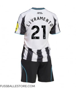 Günstige Newcastle United Tino Livramento #21 Heimtrikotsatz Kinder 2025-26 Kurzarm (+ Kurze Hosen)